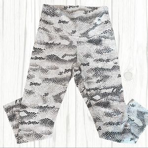 Black and white snake skin leggings